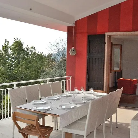 Rossa Villa Caprino Veronese